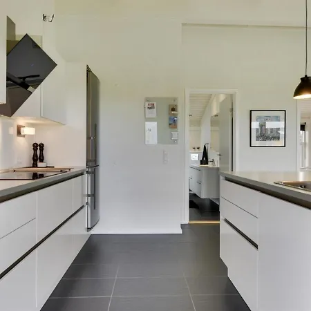 Prázdninový dům Paul - 100m From The Sea In Nw Jutland By Interhome *